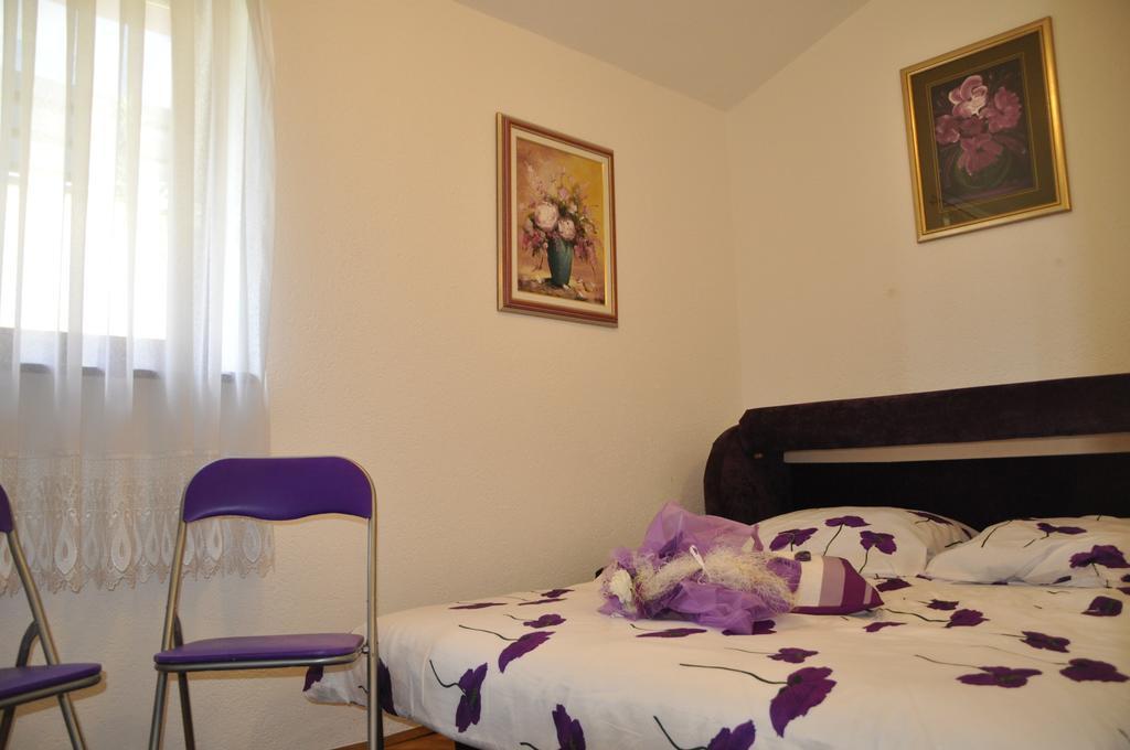 Apartment Vesna Ravni Bilik gambar